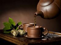 放低你的茶杯
